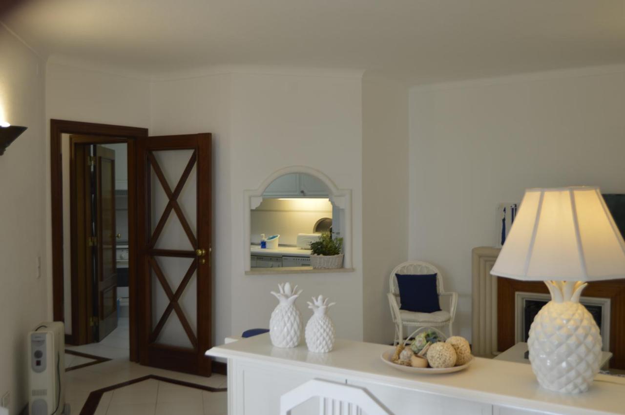 Apartamento Proximo Da Marina Vilamoura C/Piscina E Estacionamento Extérieur photo